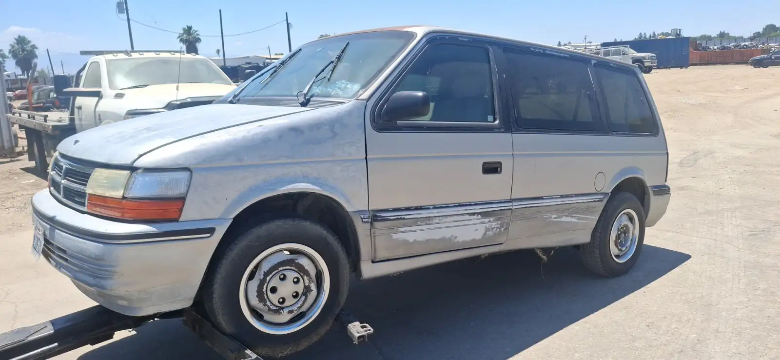 Photo of 1992 Dodge Caravan