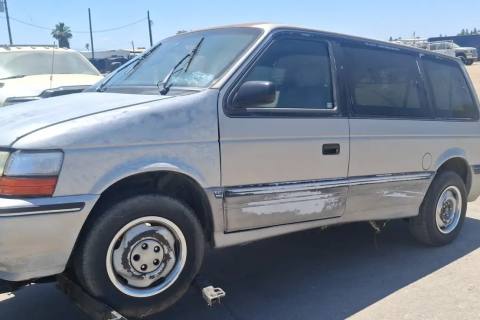 Photo of 1992 Dodge Caravan