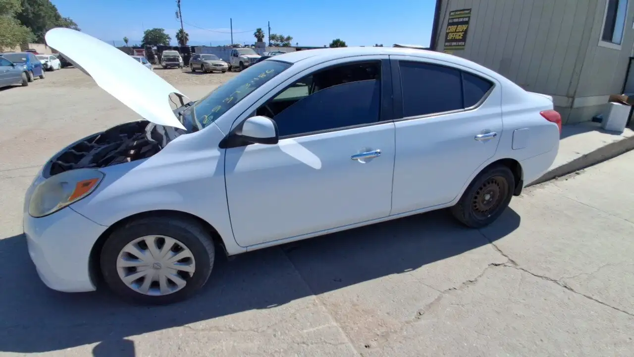 Photo of 2012 Nissan Versa