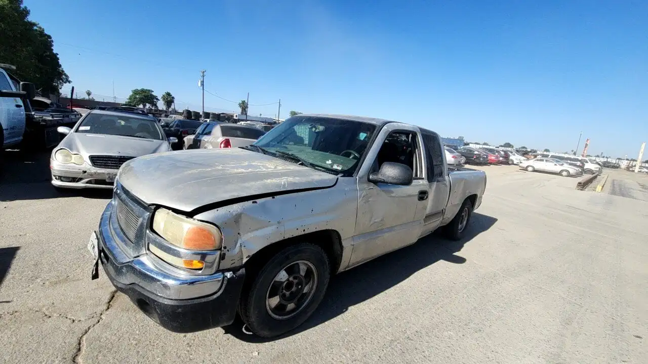Photo of 2004 Gmc Sierra 1500