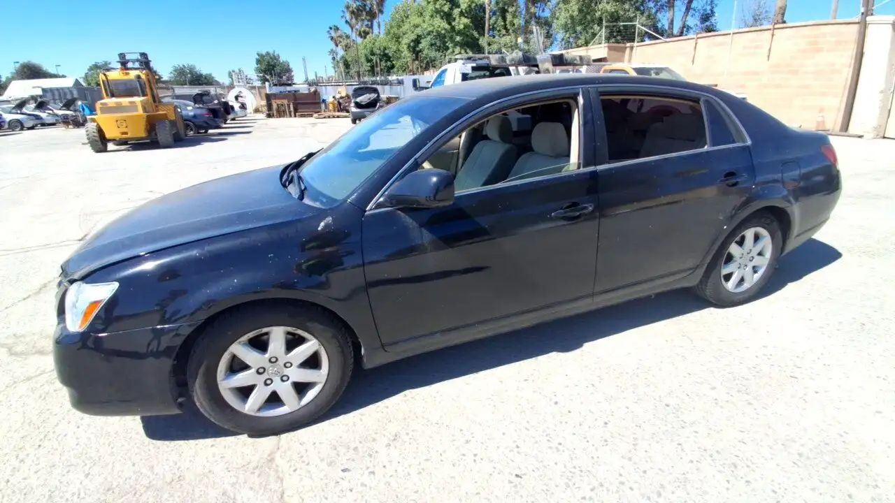 Photo of 2006 Toyota Avalon