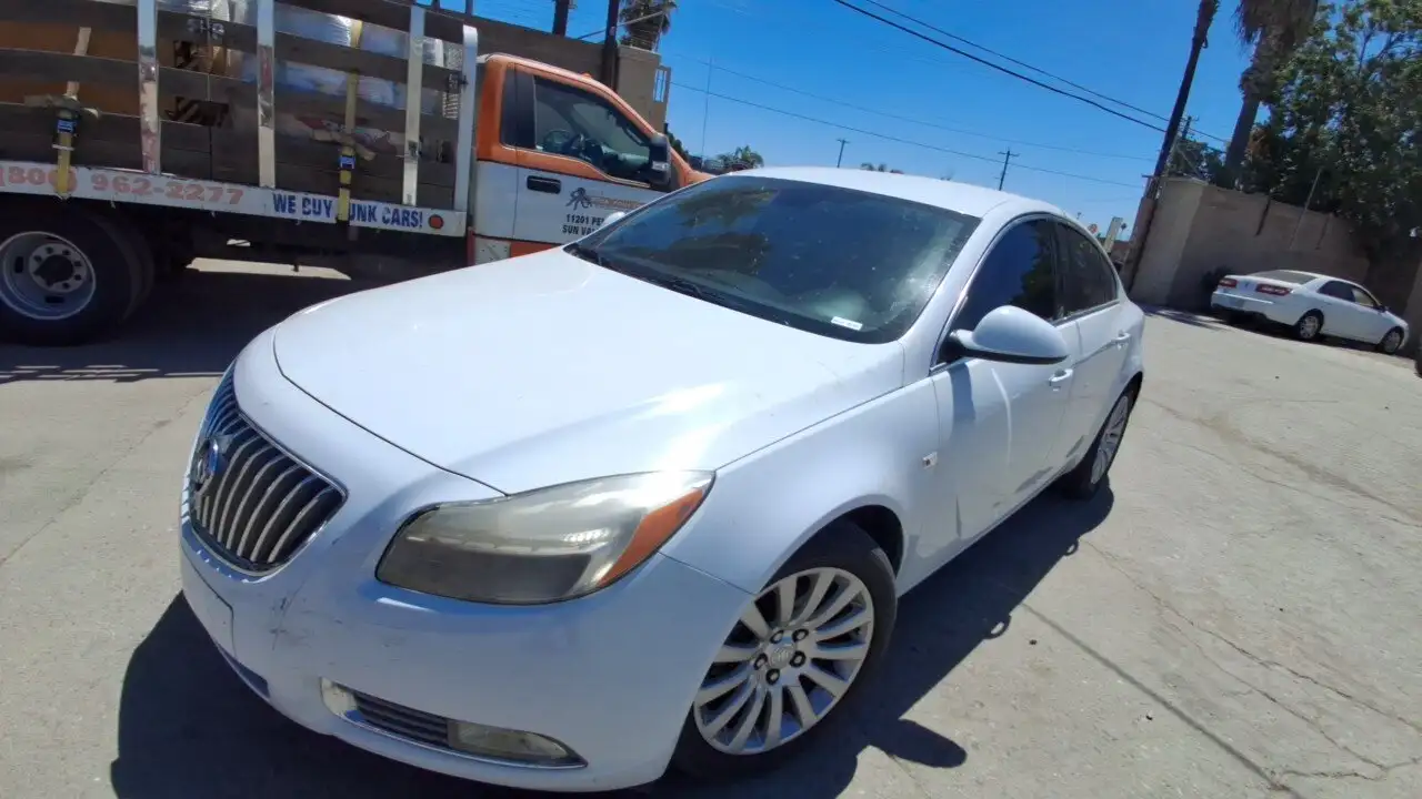 Photo of 2011 Buick Regal