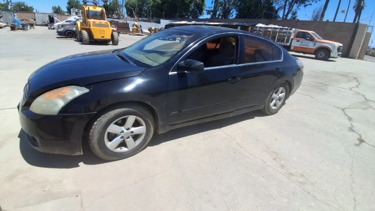 Photo of 2009 Nissan Altima