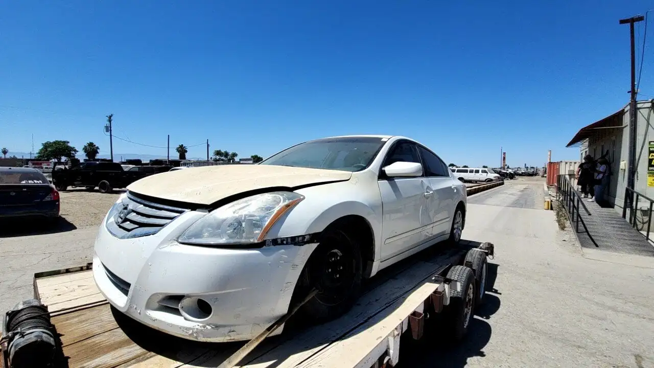 Photo of 2010 Nissan Altima