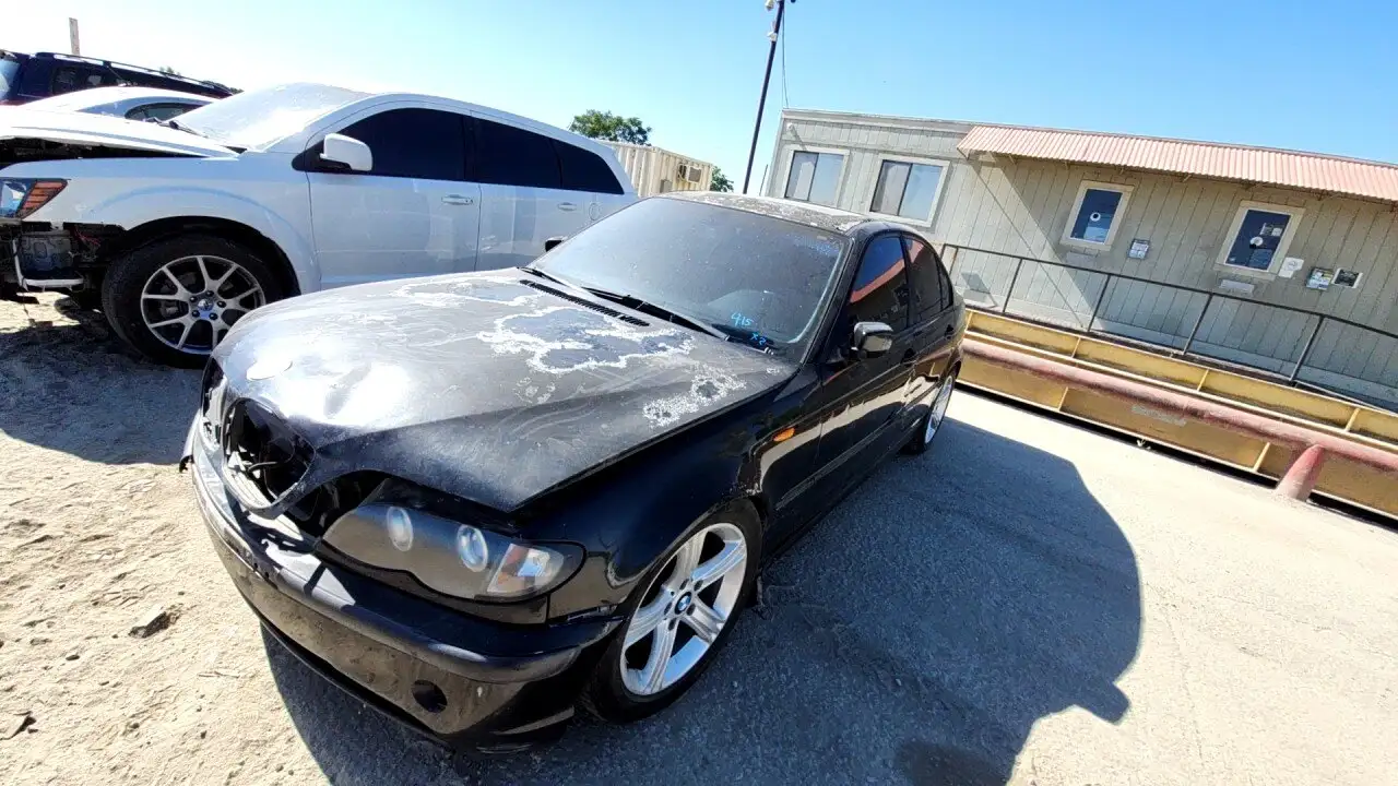 Photo of 2004 Bmw 325I