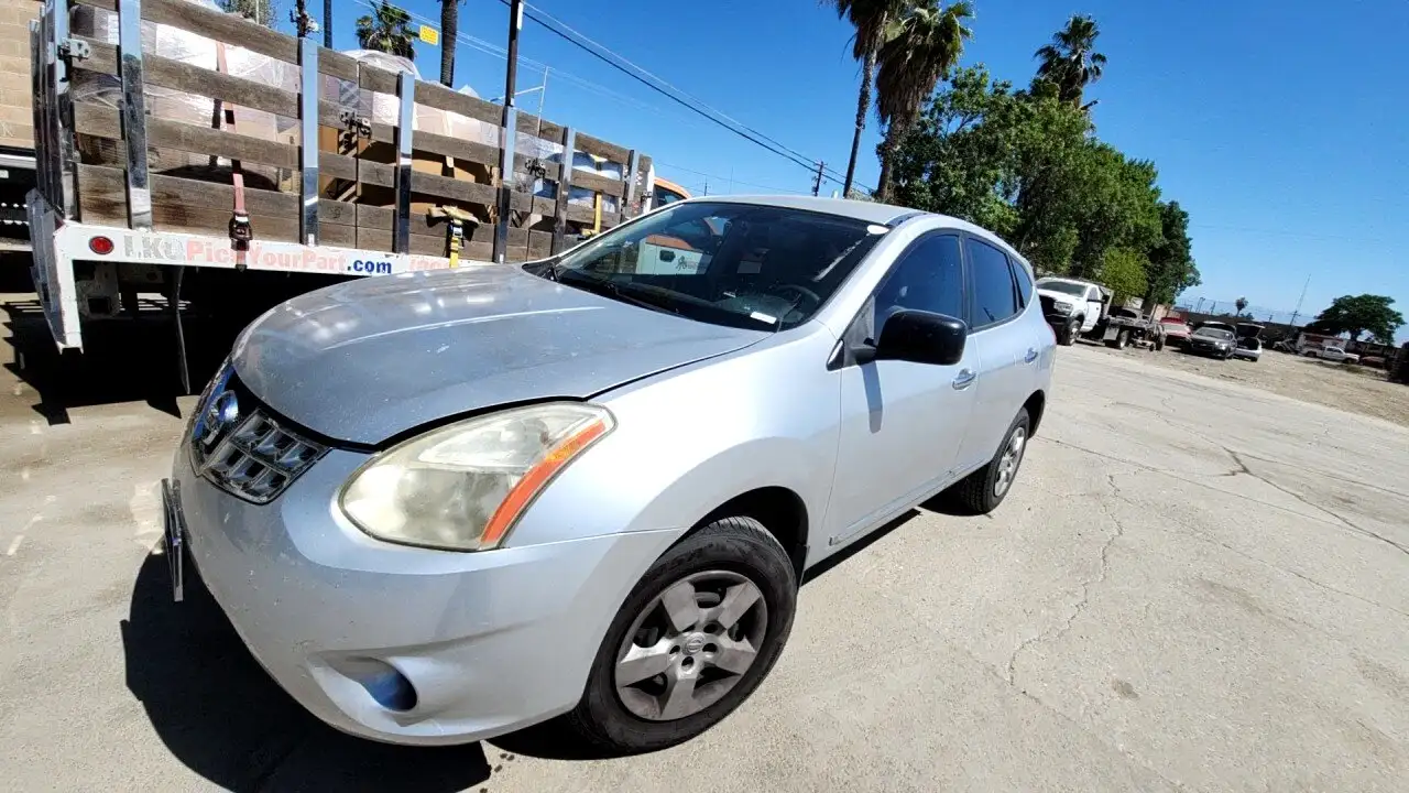 Photo of 2011 Nissan Rogue