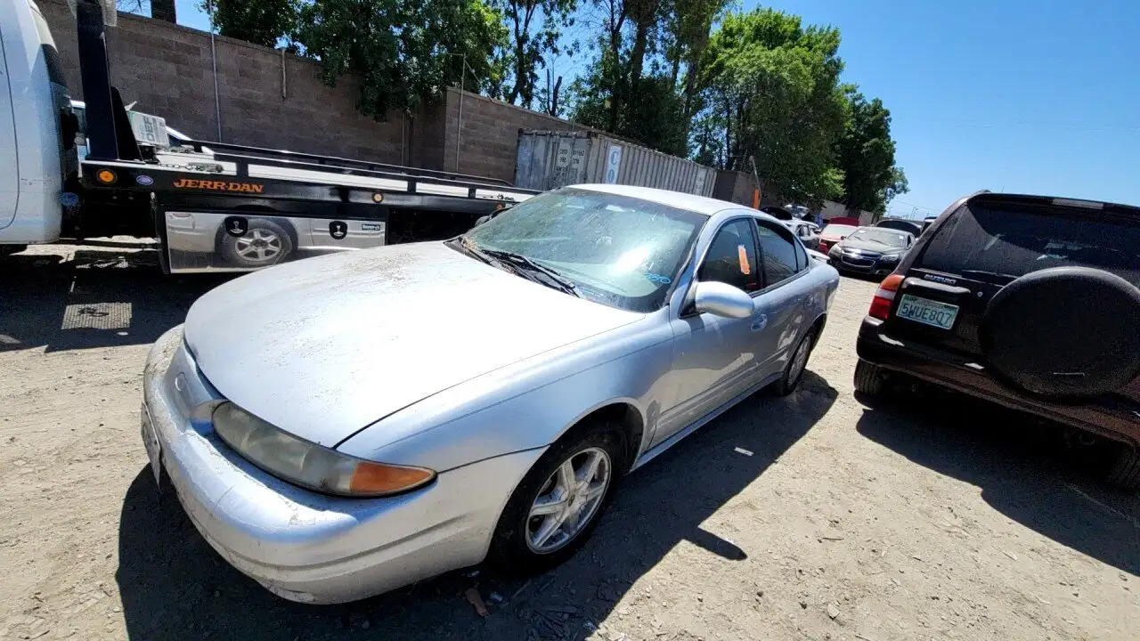 Photo of 2004 Oldsmobile Alero