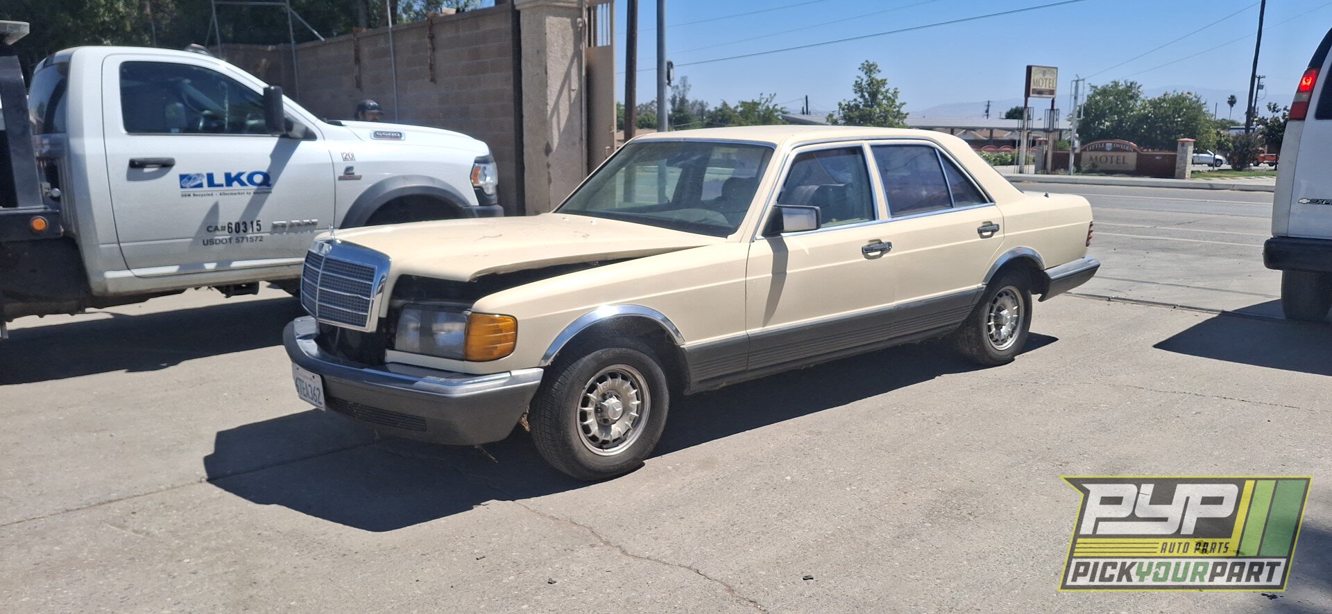 Photo of 1982 Mercedes-Benz 300-Class