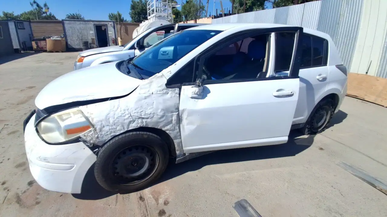 Photo of 2011 Nissan Versa
