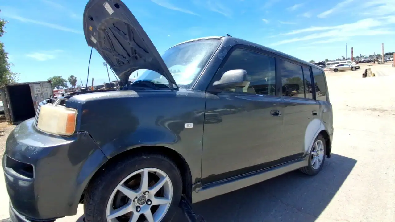 Photo of 2004 Scion Xb