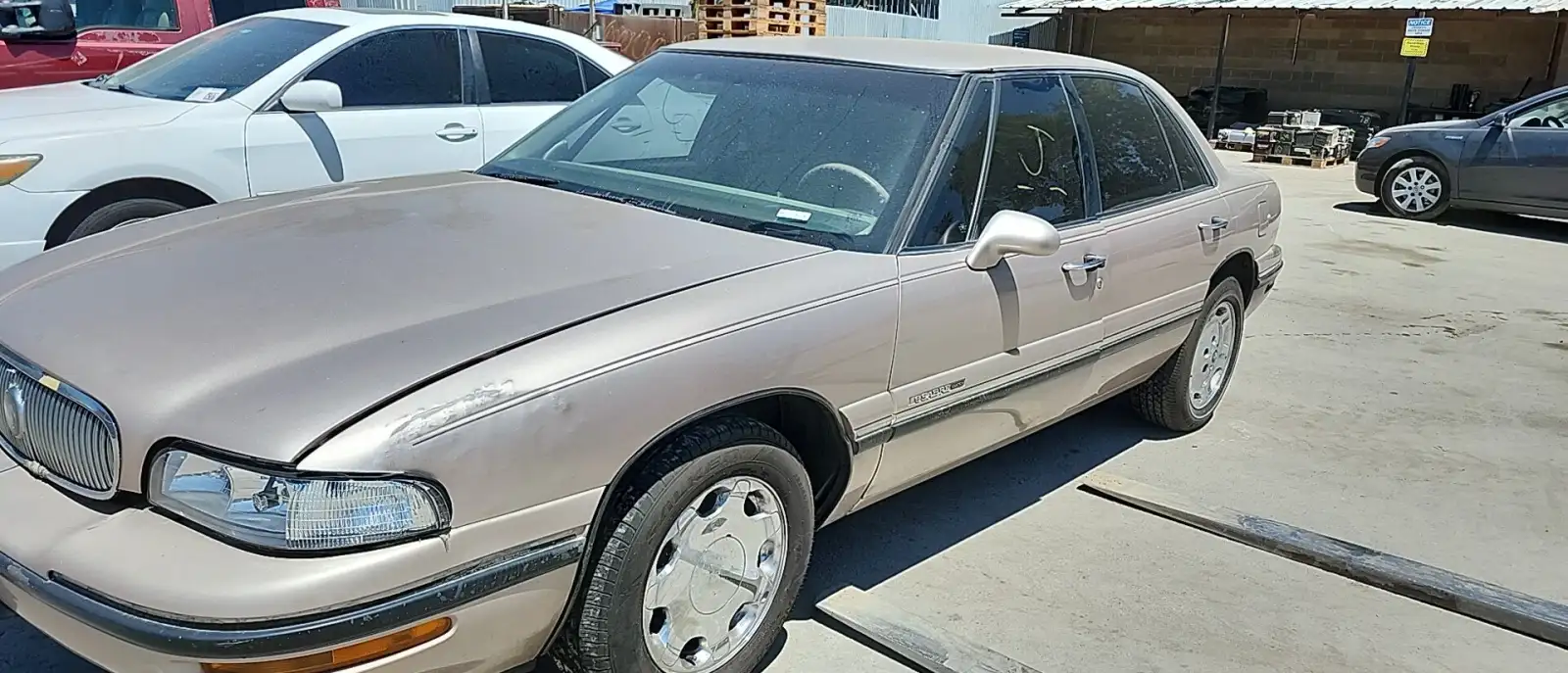 Photo of 1998 Buick Lesabre