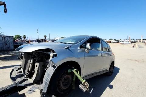 Photo of 2010 Nissan Versa