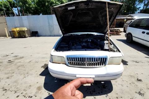 Photo of 2008 Ford Crown Victoria