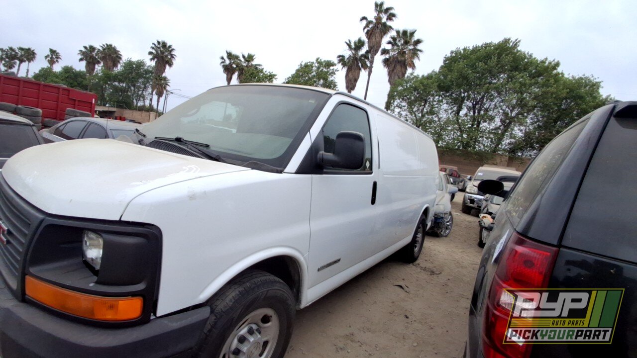 Photo of 2006 Gmc Savana 2500