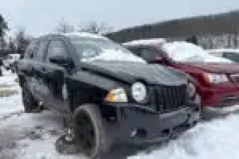 Photo of 2010 Jeep Compass
