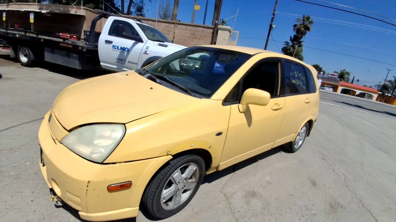 Photo of 2003 Suzuki Aerio