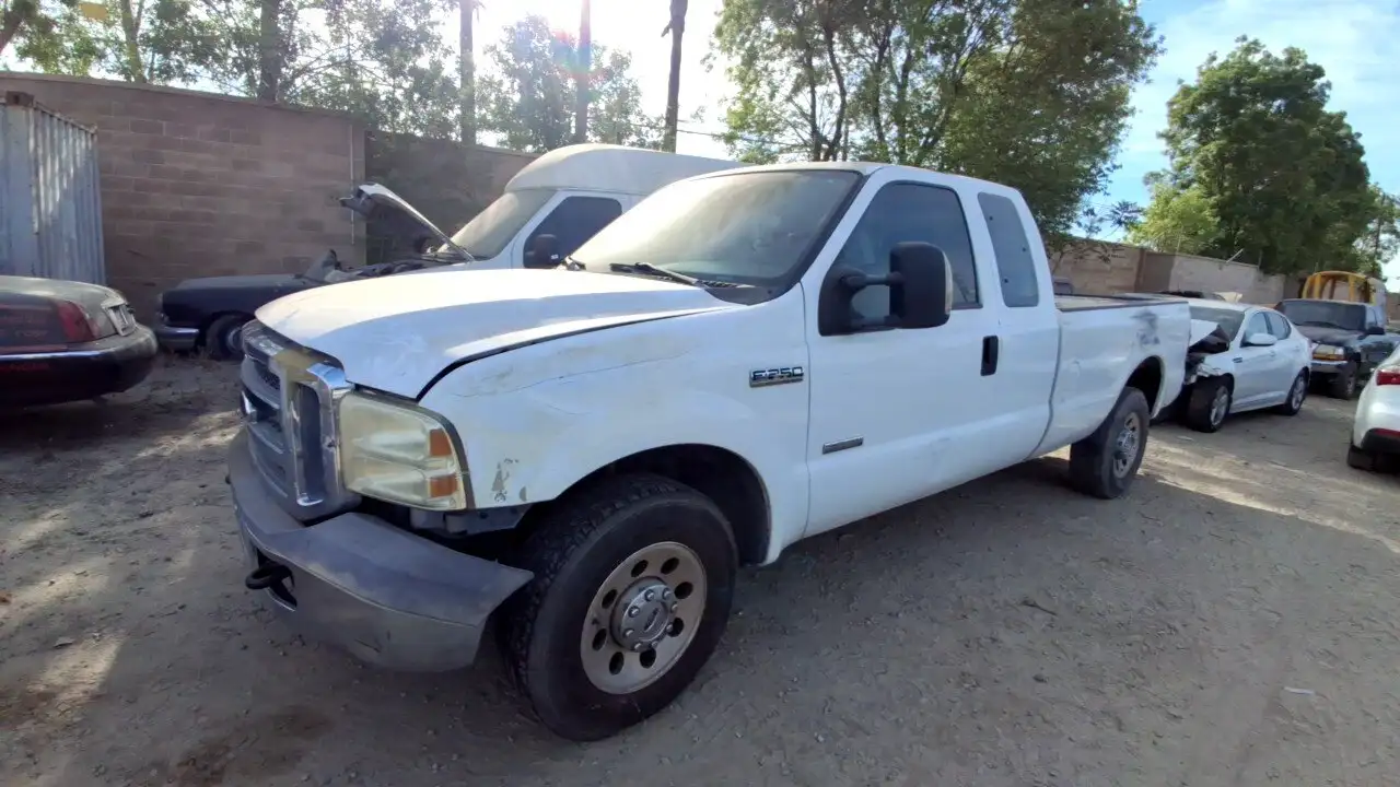 Photo of 2005 Ford F-250 Super Duty