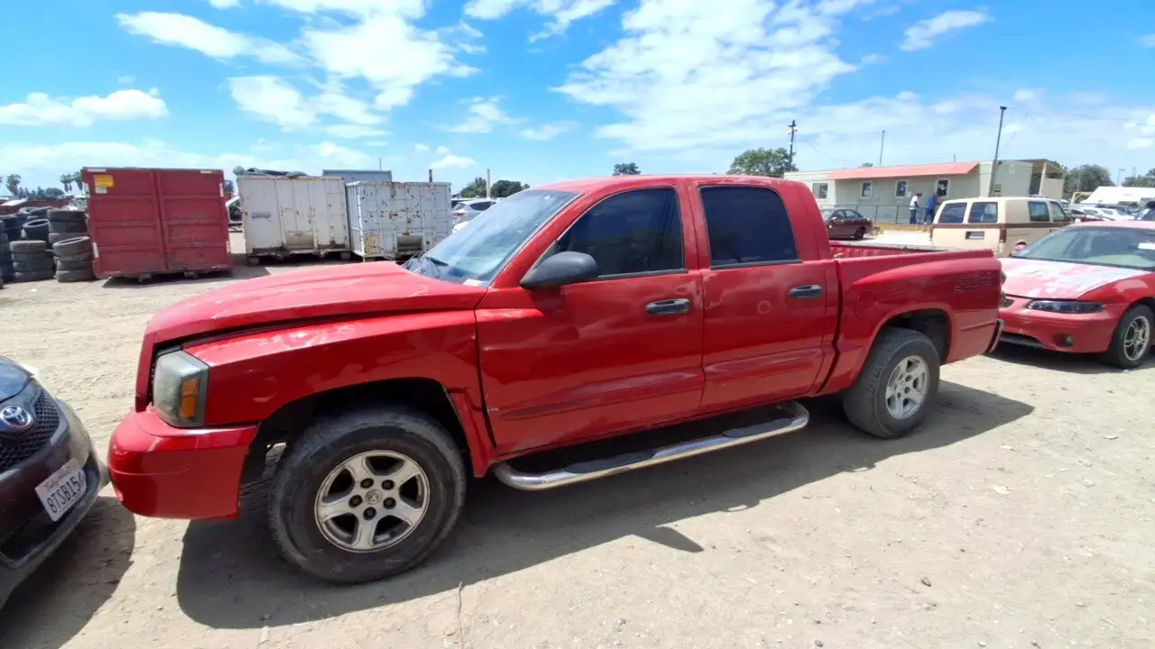 Photo of 2006 Dodge Dakota