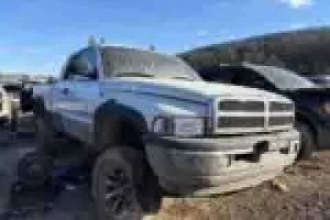 Photo of 1999 Dodge Ram Pickup