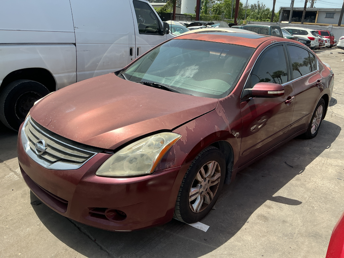 Photo of 2010 Nissan Altima