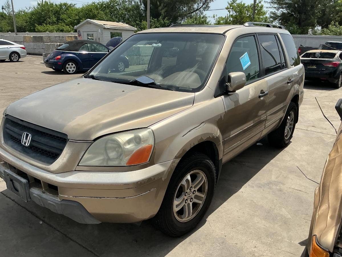 Photo of 2005 Honda Pilot