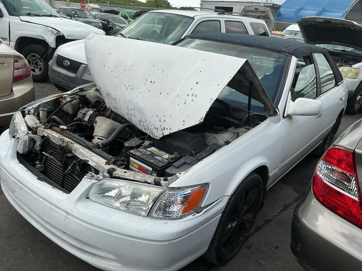 Photo of 2001 Toyota Camry