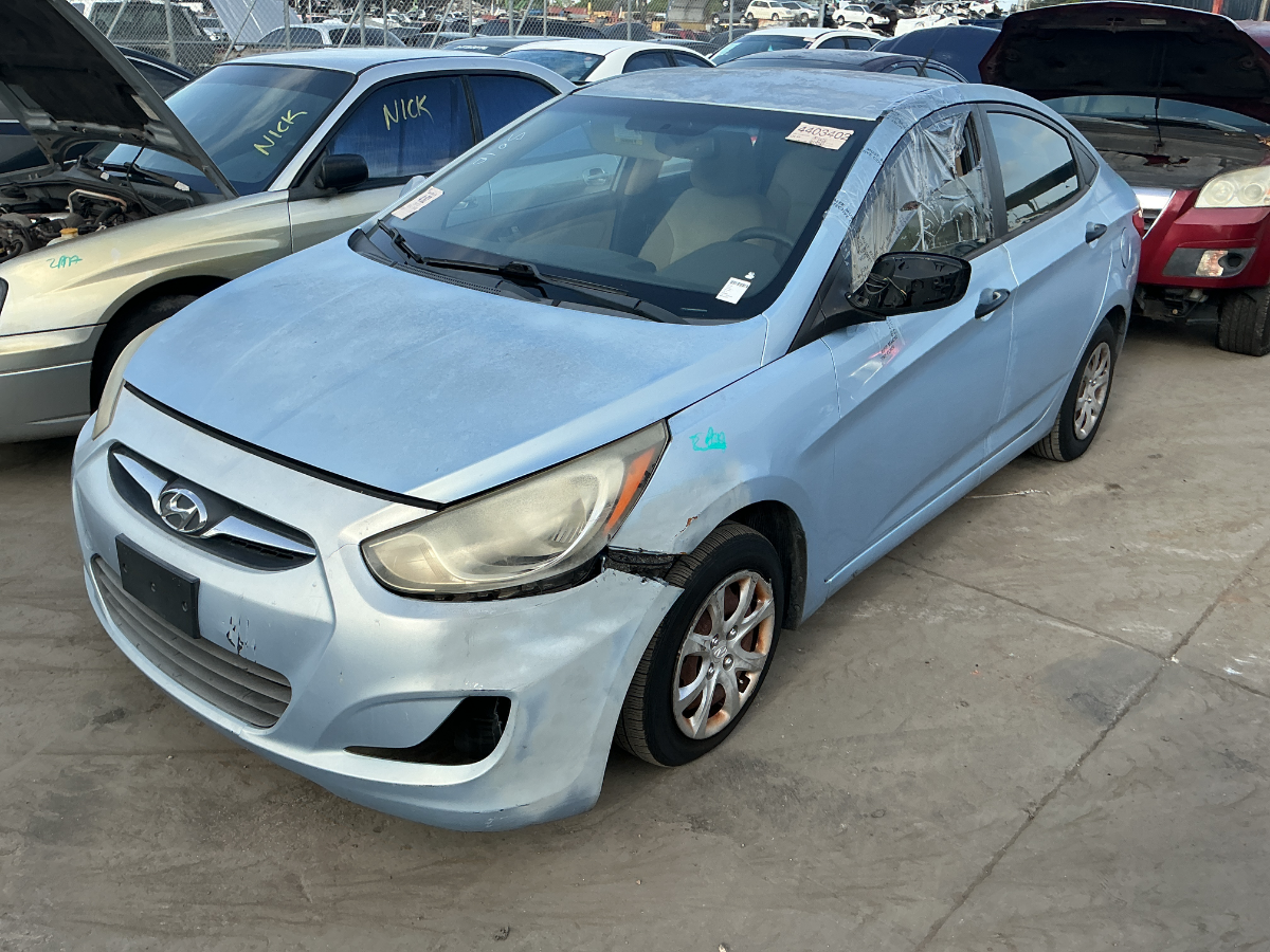 Photo of 2012 Hyundai Accent