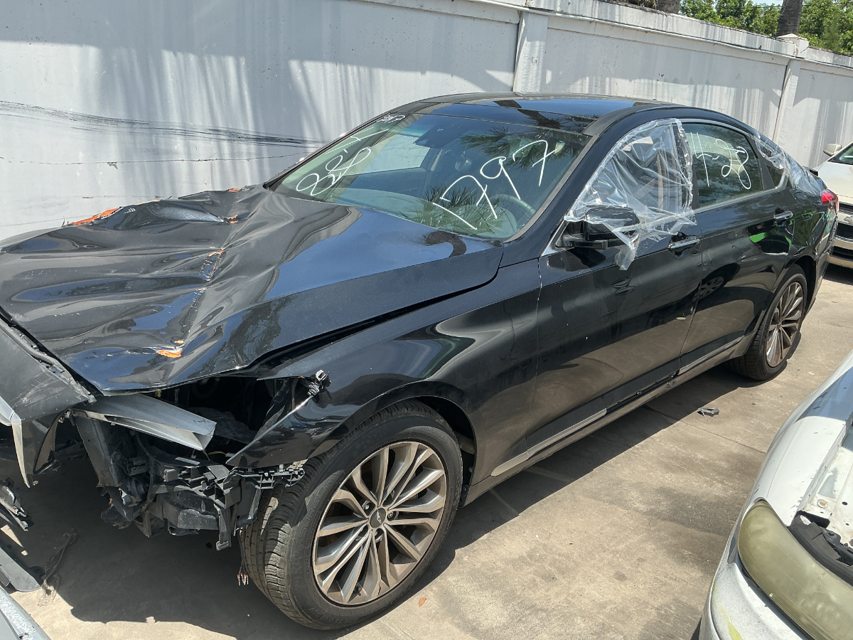 Photo of 2017 Genesis G80