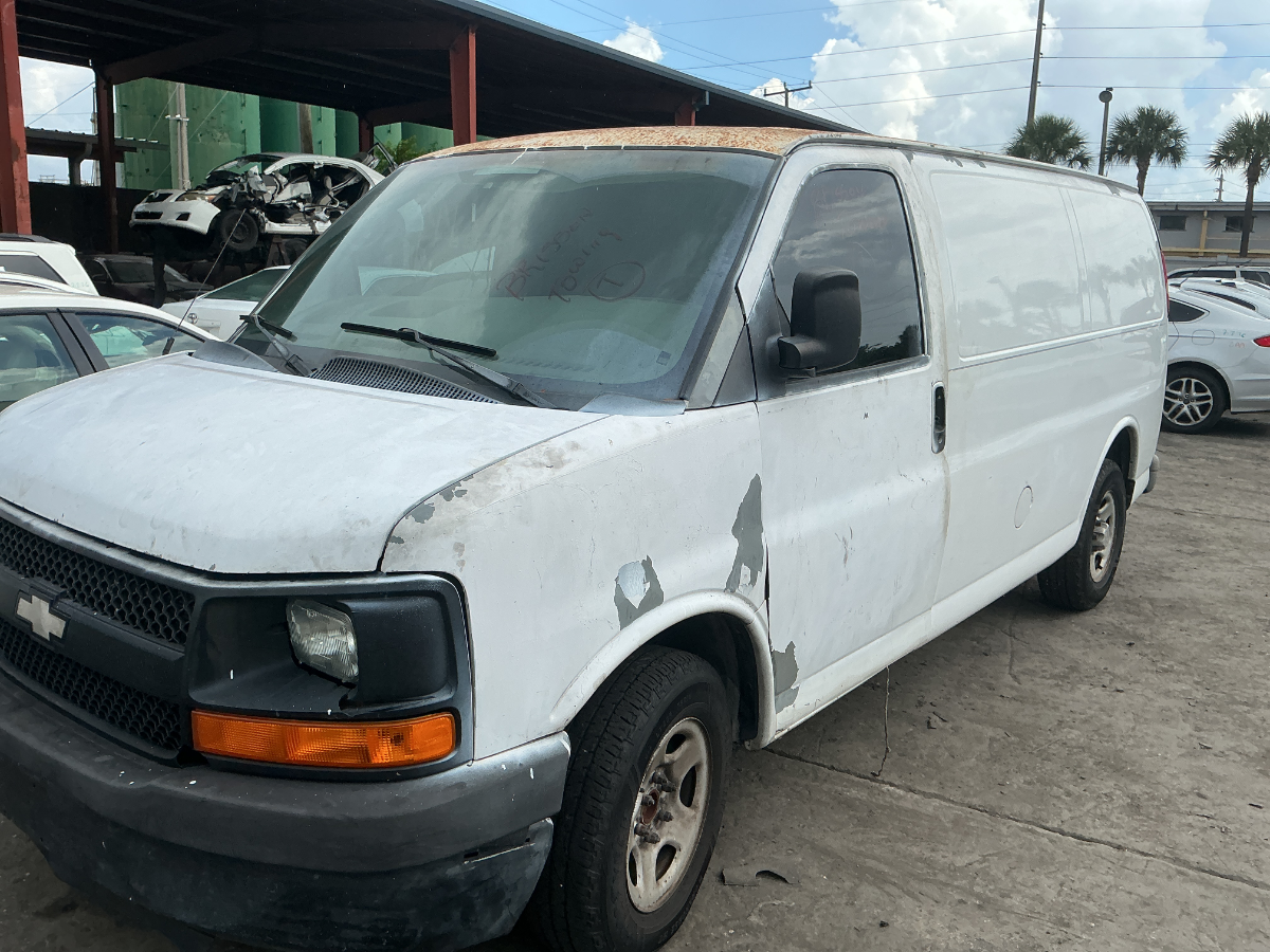 Photo of 2006 Chevrolet Express