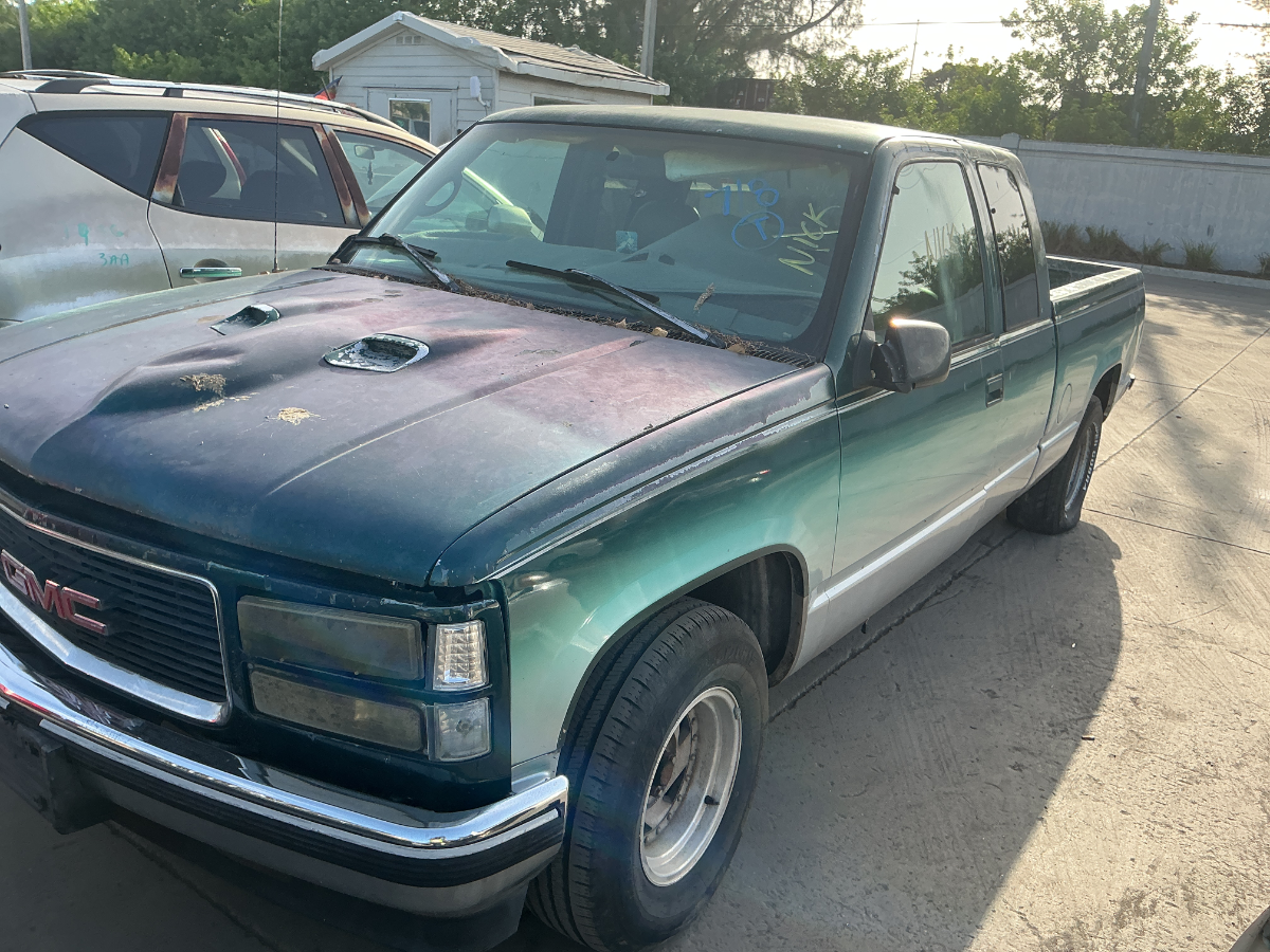 Photo of 1998 Gmc Sierra