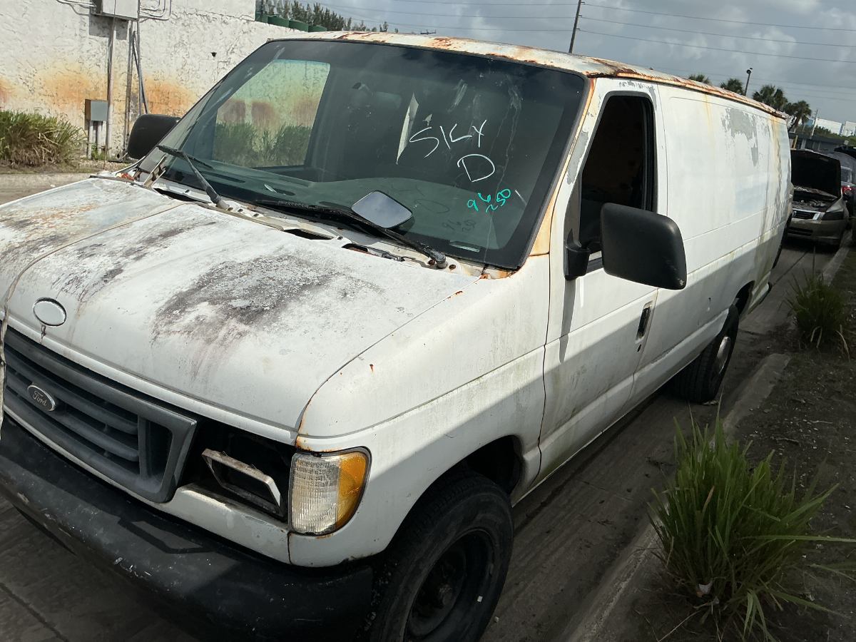 Photo of 1996 Ford Econoline