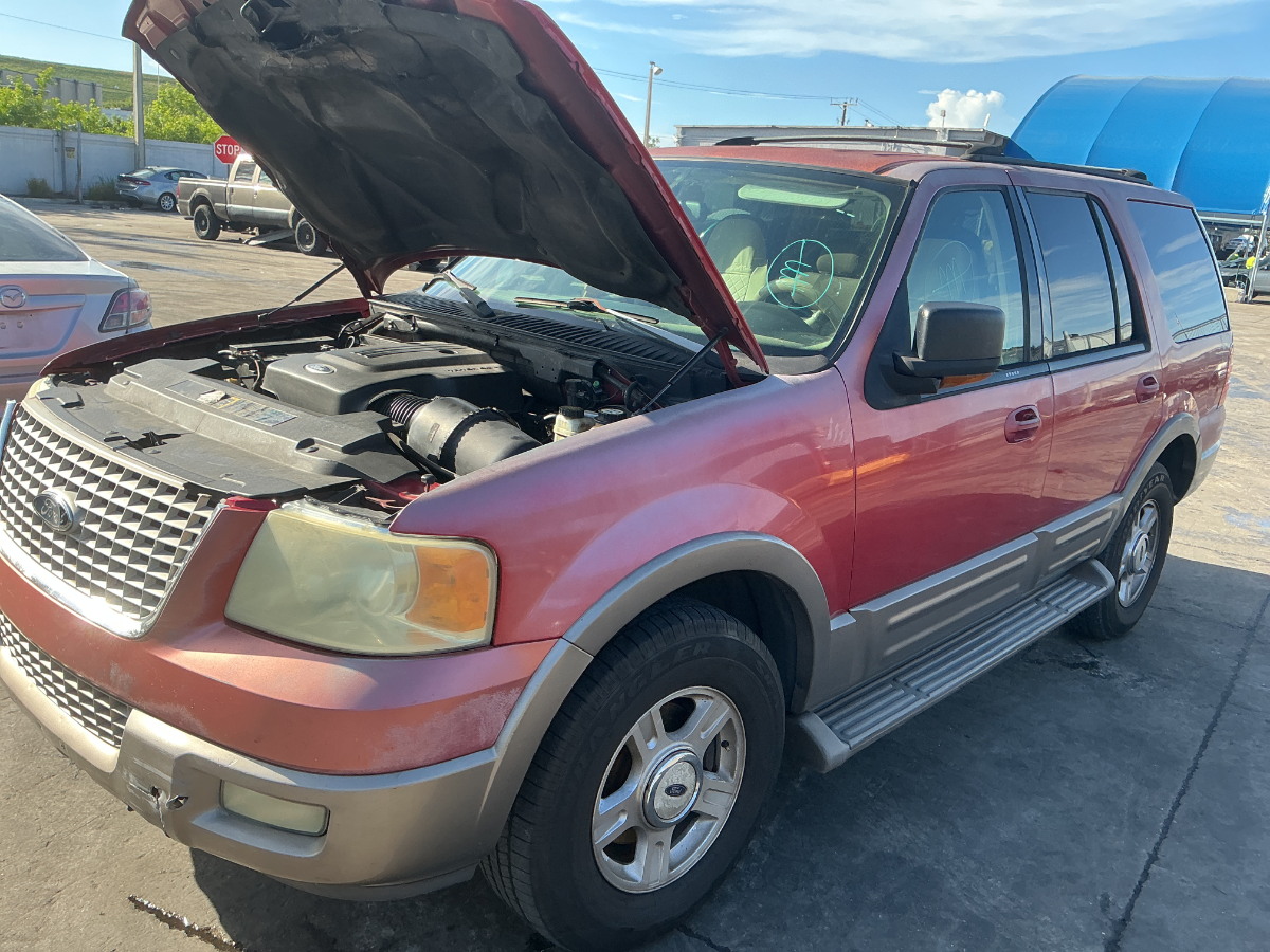 Photo of 2003 Ford Expedition