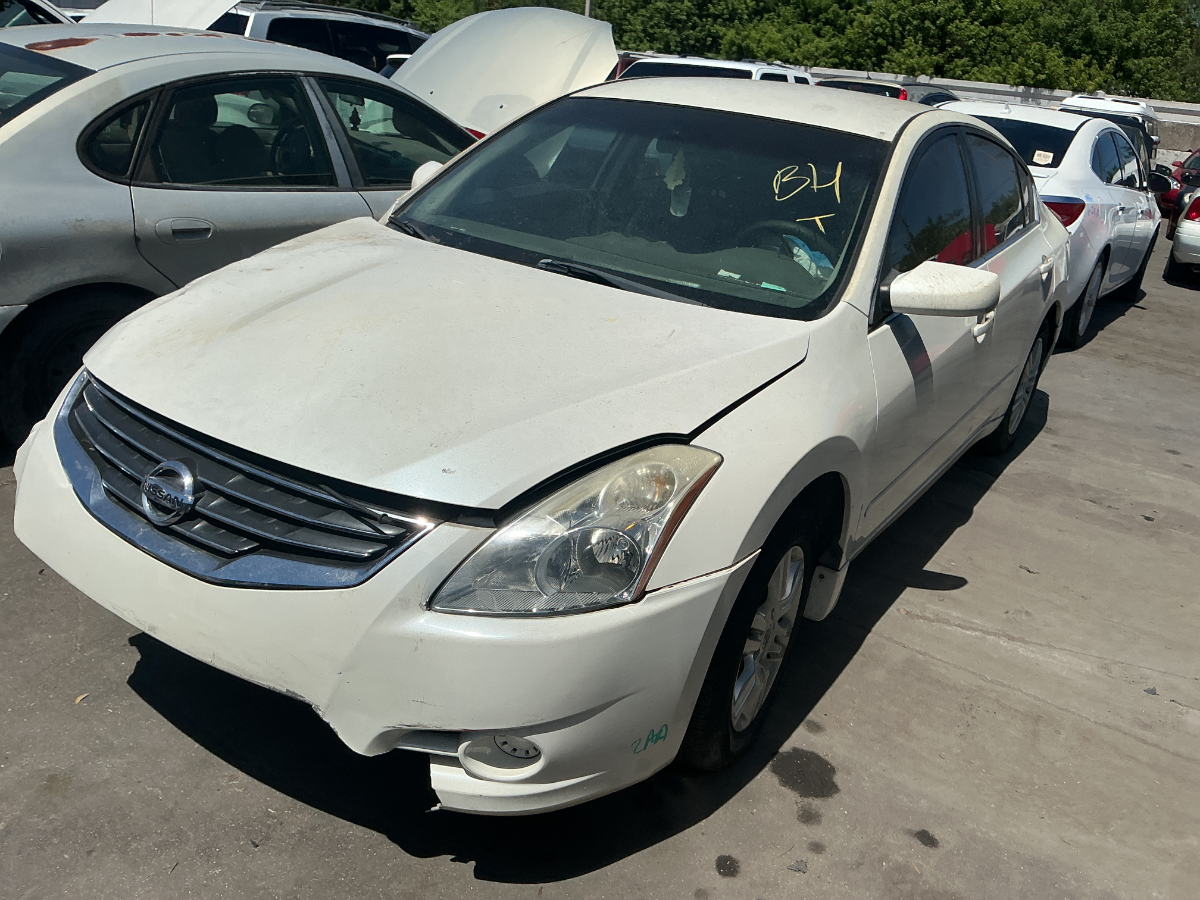 Photo of 2012 Nissan Altima