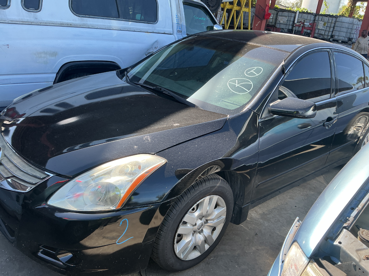 Photo of 2010 Nissan Altima