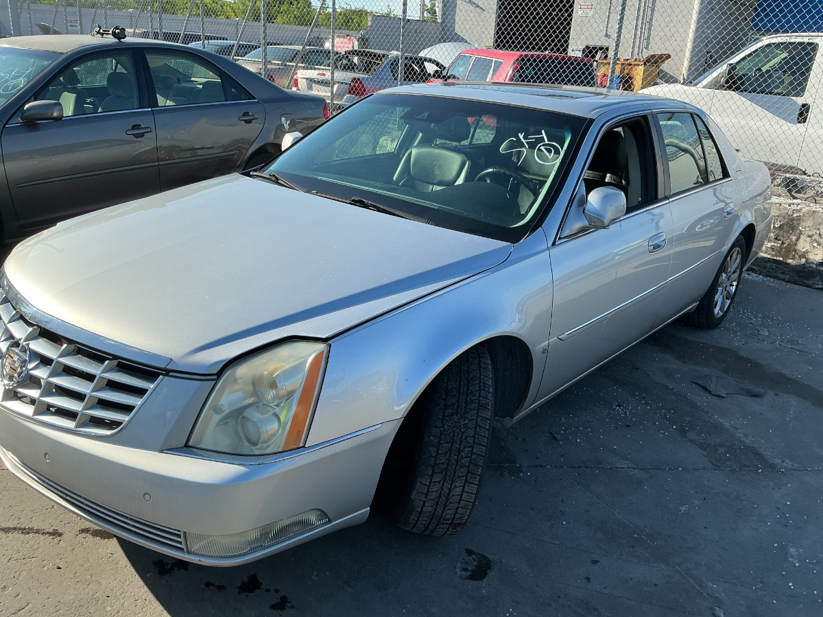 Photo of 2009 Cadillac Dts
