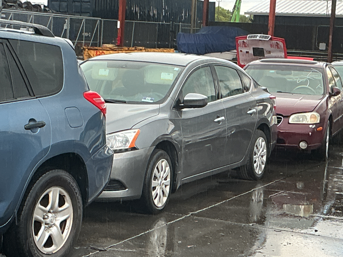 Photo of 2015 Nissan Sentra