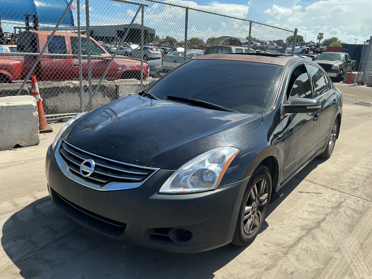 Photo of 2011 Nissan Altima