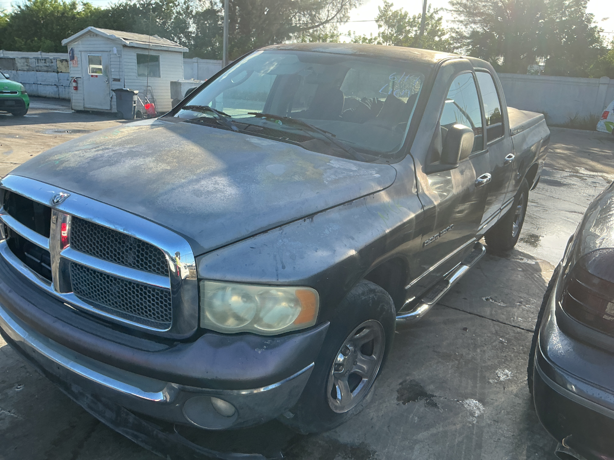 Photo of 2003 Dodge Ram Pickup