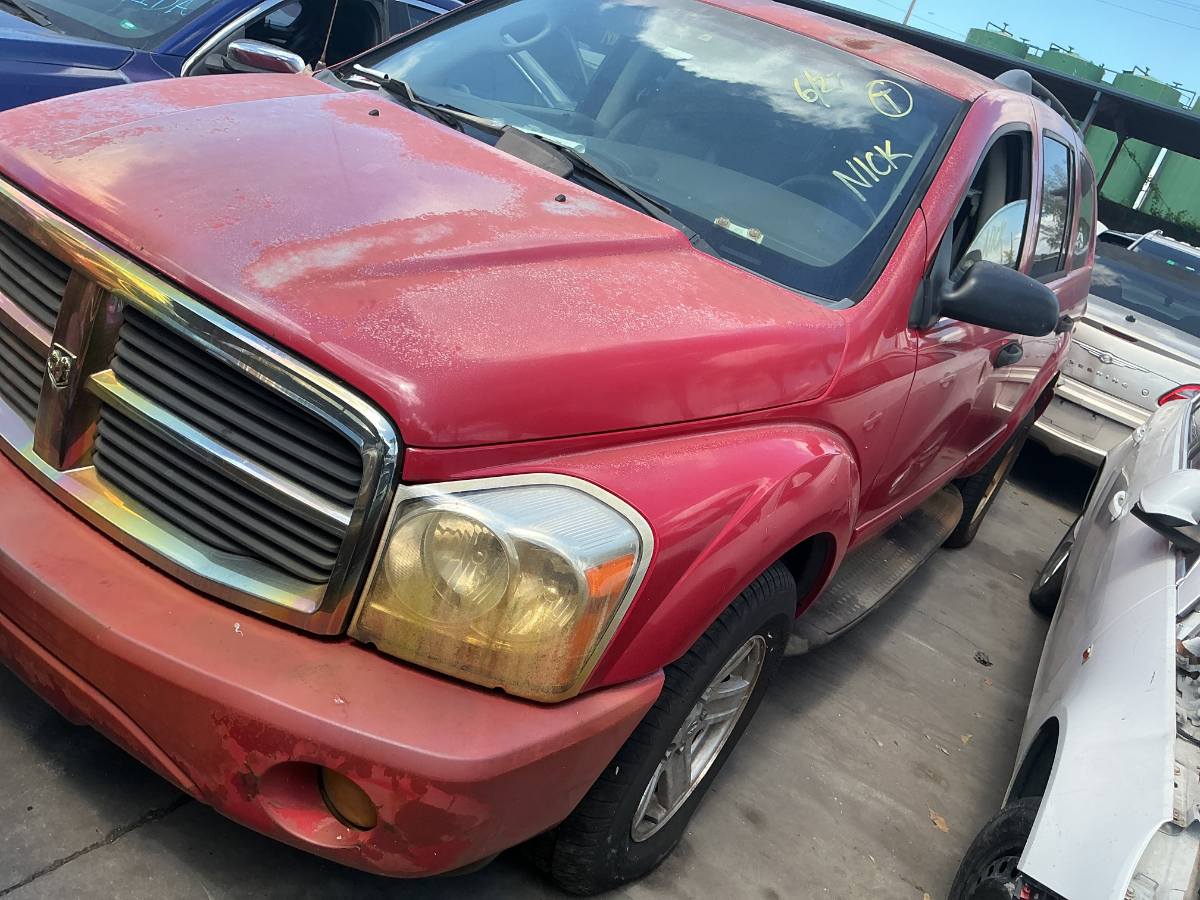 Photo of 2005 Dodge Durango