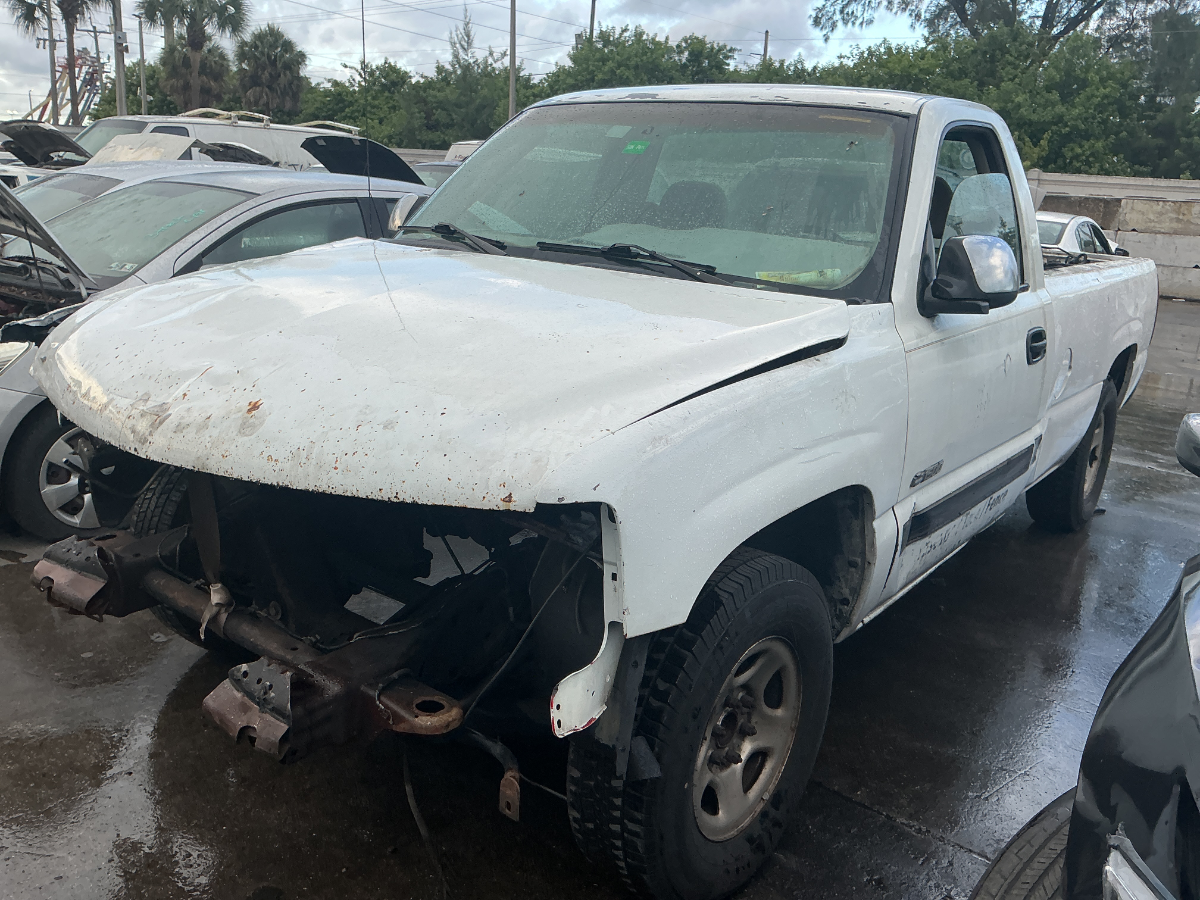 Photo of 2001 Chevrolet Silverado