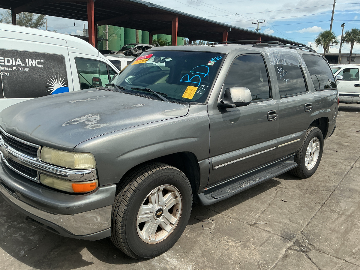 Photo of 2002 Chevrolet Tahoe