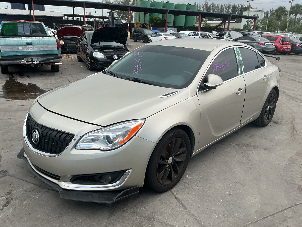 Photo of 2016 Buick Regal