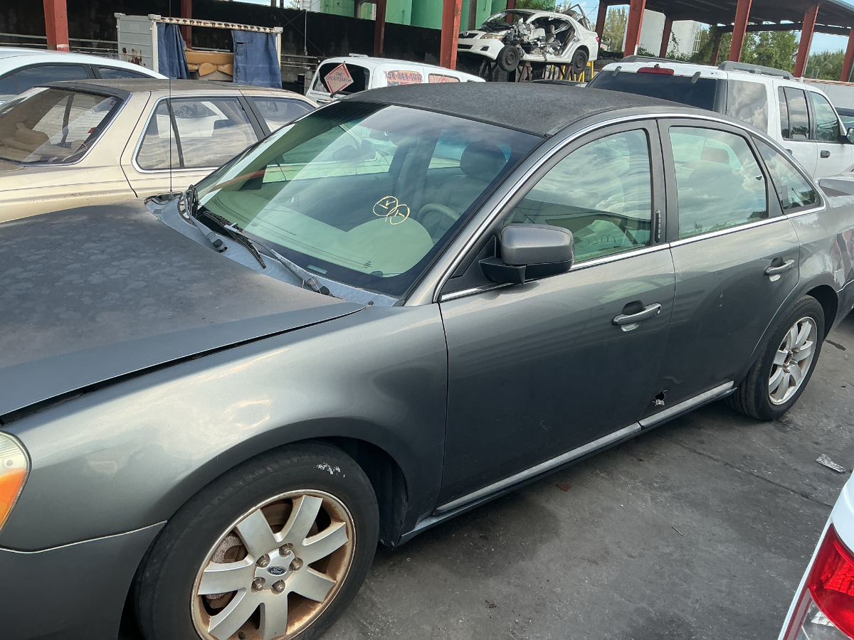 Photo of 2006 Ford Five Hundred