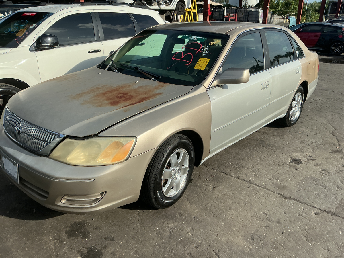 Photo of 2001 Toyota Avalon
