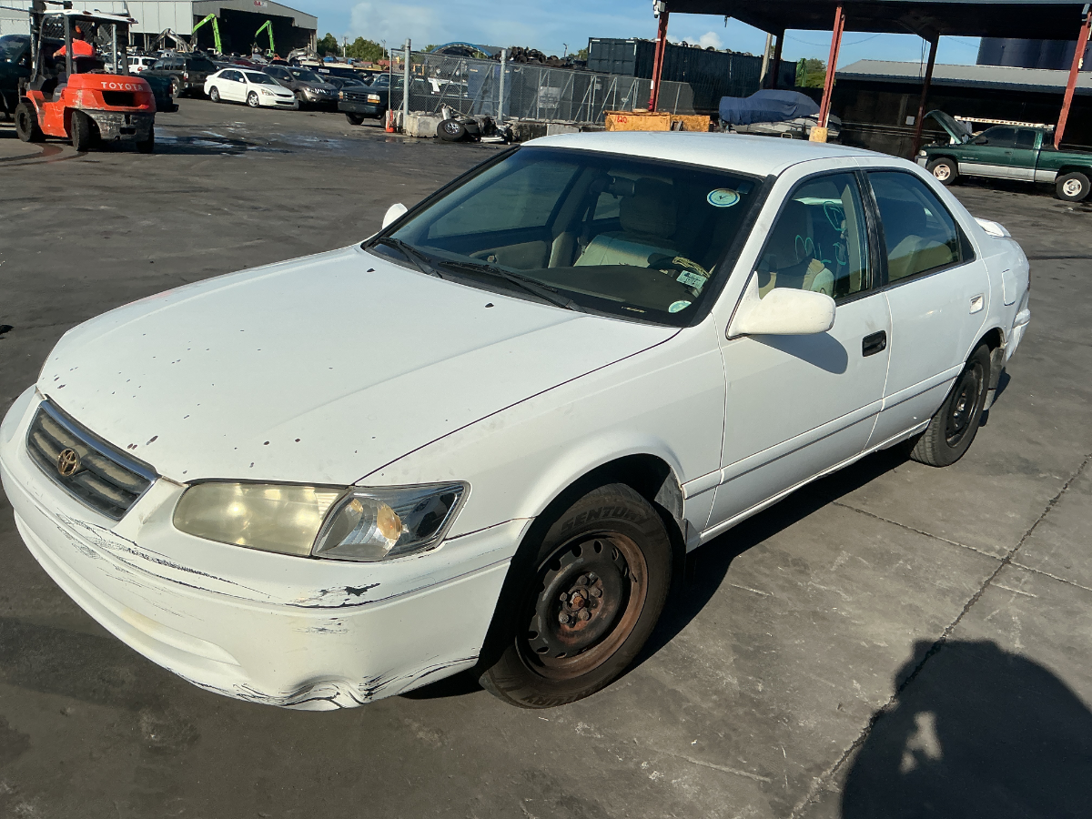 Photo of 2000 Toyota Camry