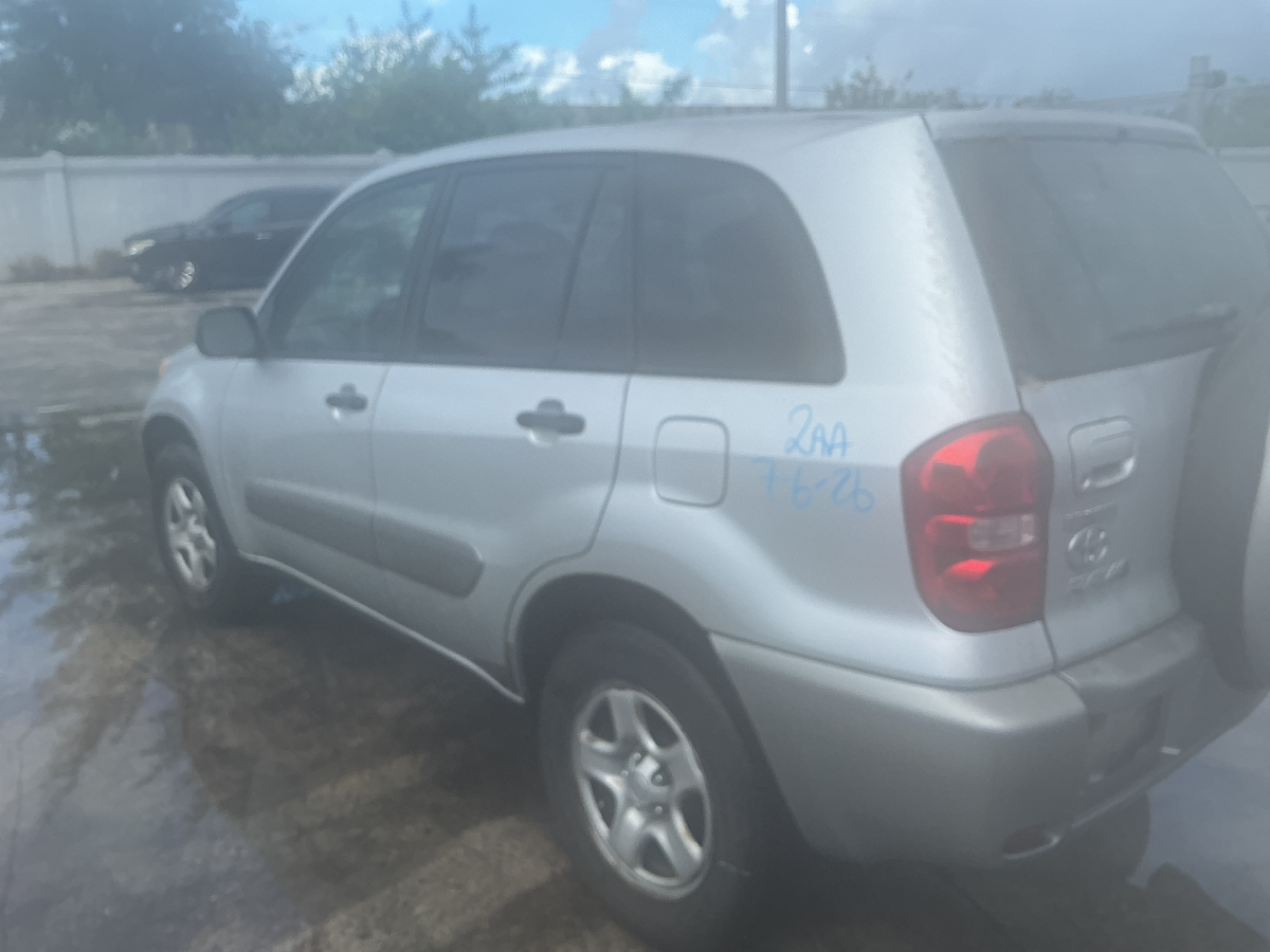 Photo of 2005 Toyota Rav4
