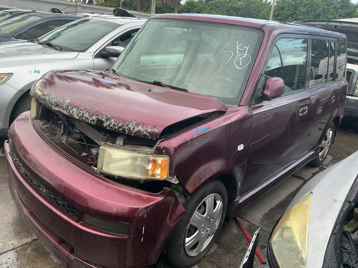 Photo of 2005 Scion Xb