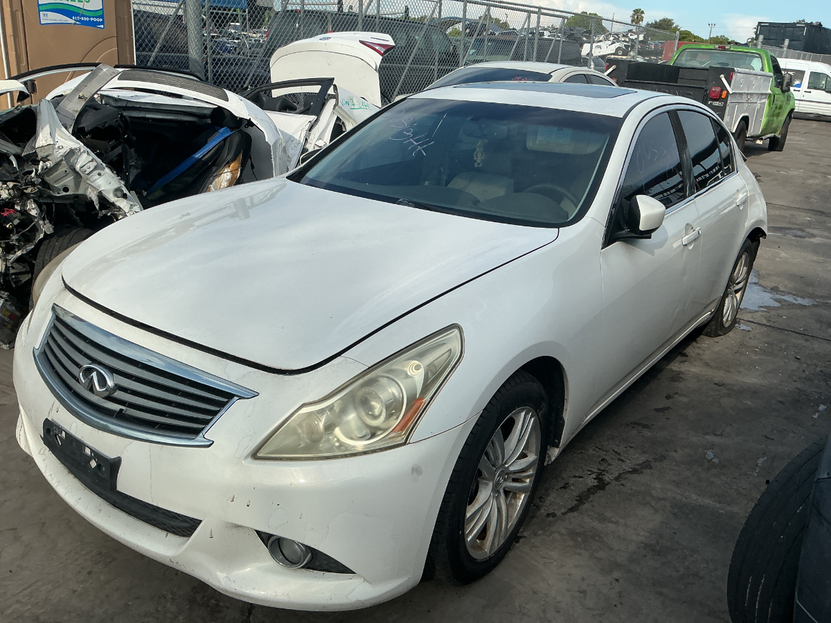 Photo of 2012 Infiniti G25