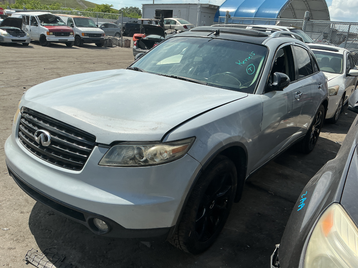 Photo of 2004 Infiniti Fx35