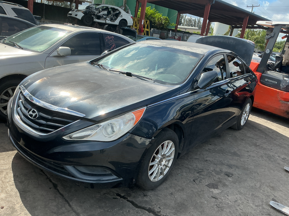 Photo of 2012 Hyundai Sonata